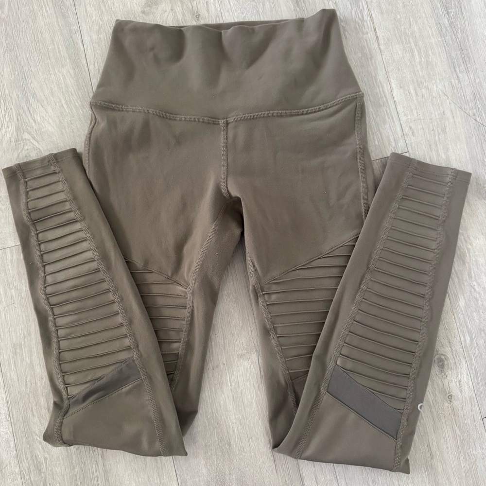 Alo leggings